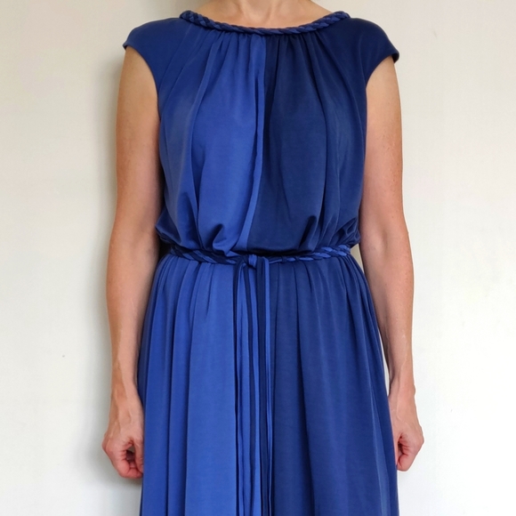 M Reason Dresses & Skirts - Two Blue Tones Maxi Dress with belt